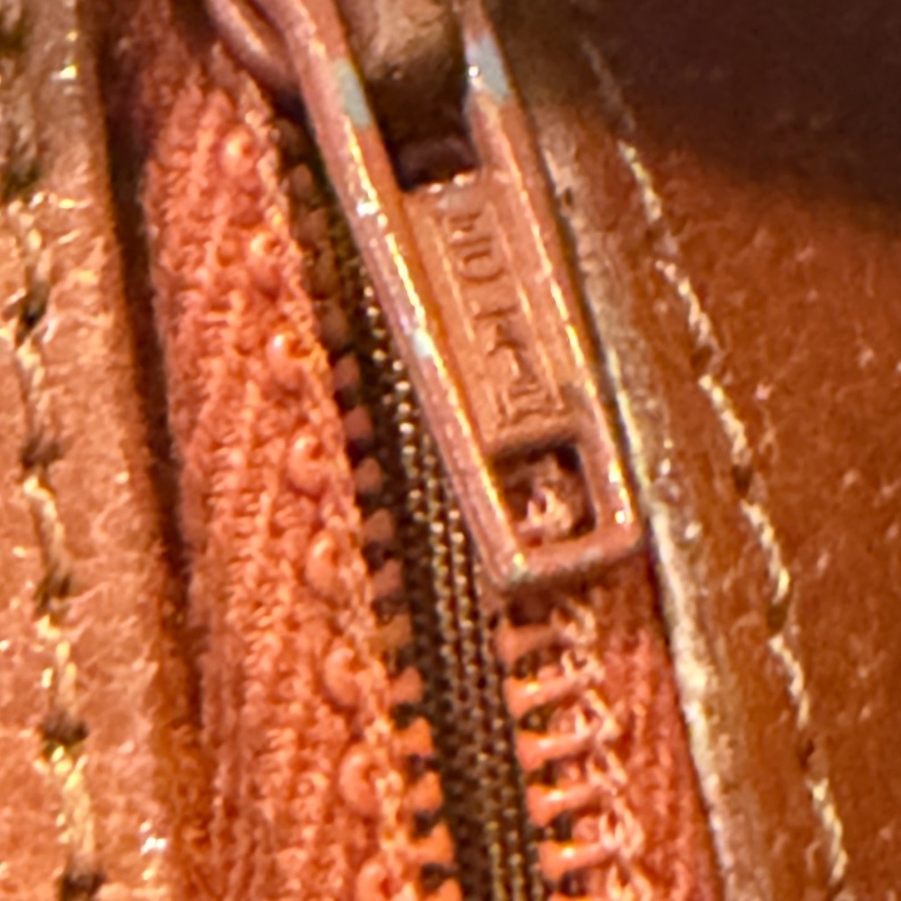 Designer Monogram Vintage Leather Clutch Bag - Picture 11 of 14